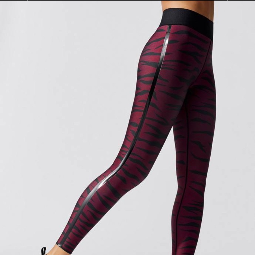 Ultracor Tiger Leggings.